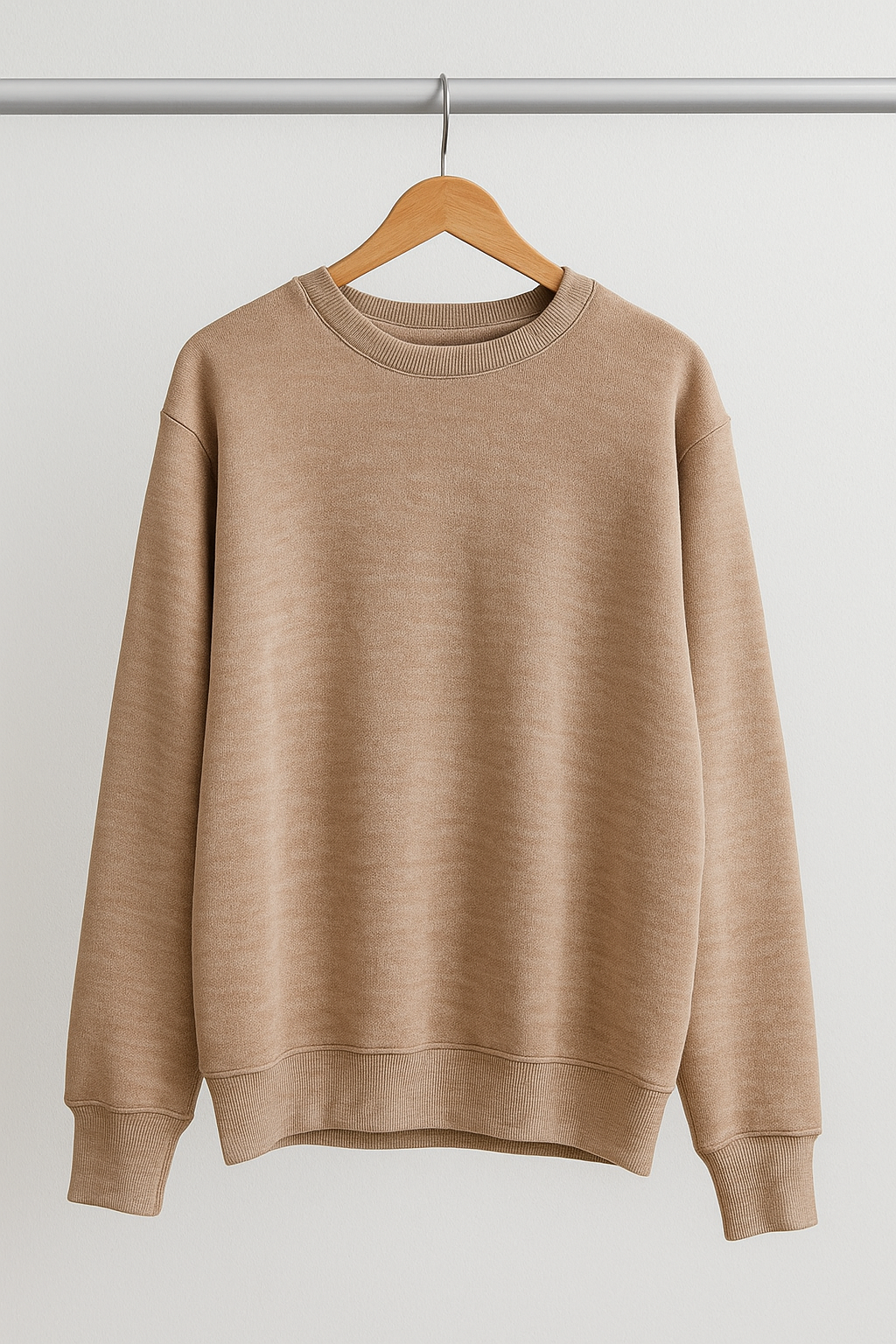 Unisex Classic Sweatshirt – Soft & Stylish
